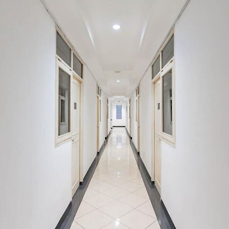 Hotel RedDoorz @ Buah Batu Bandung Zewnętrze zdjęcie