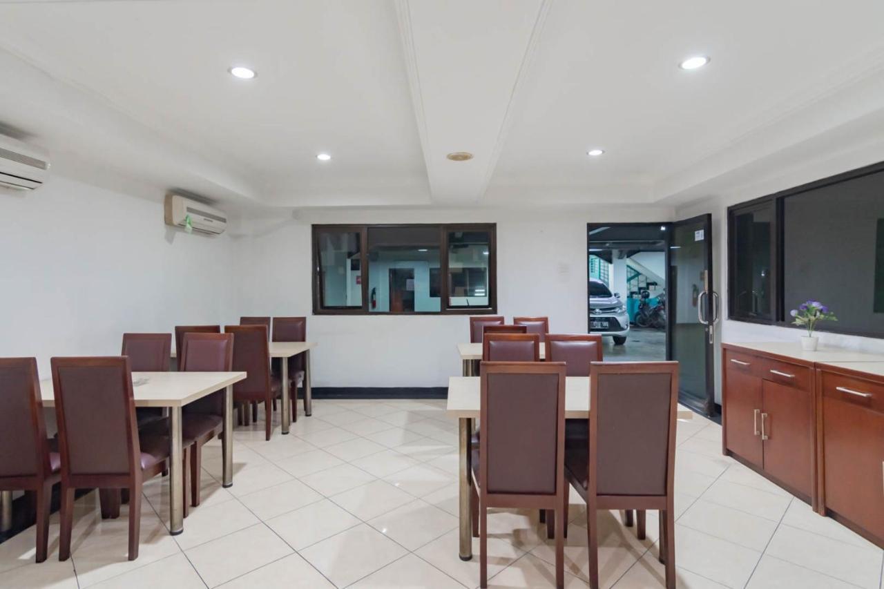 Hotel RedDoorz @ Buah Batu Bandung Zewnętrze zdjęcie