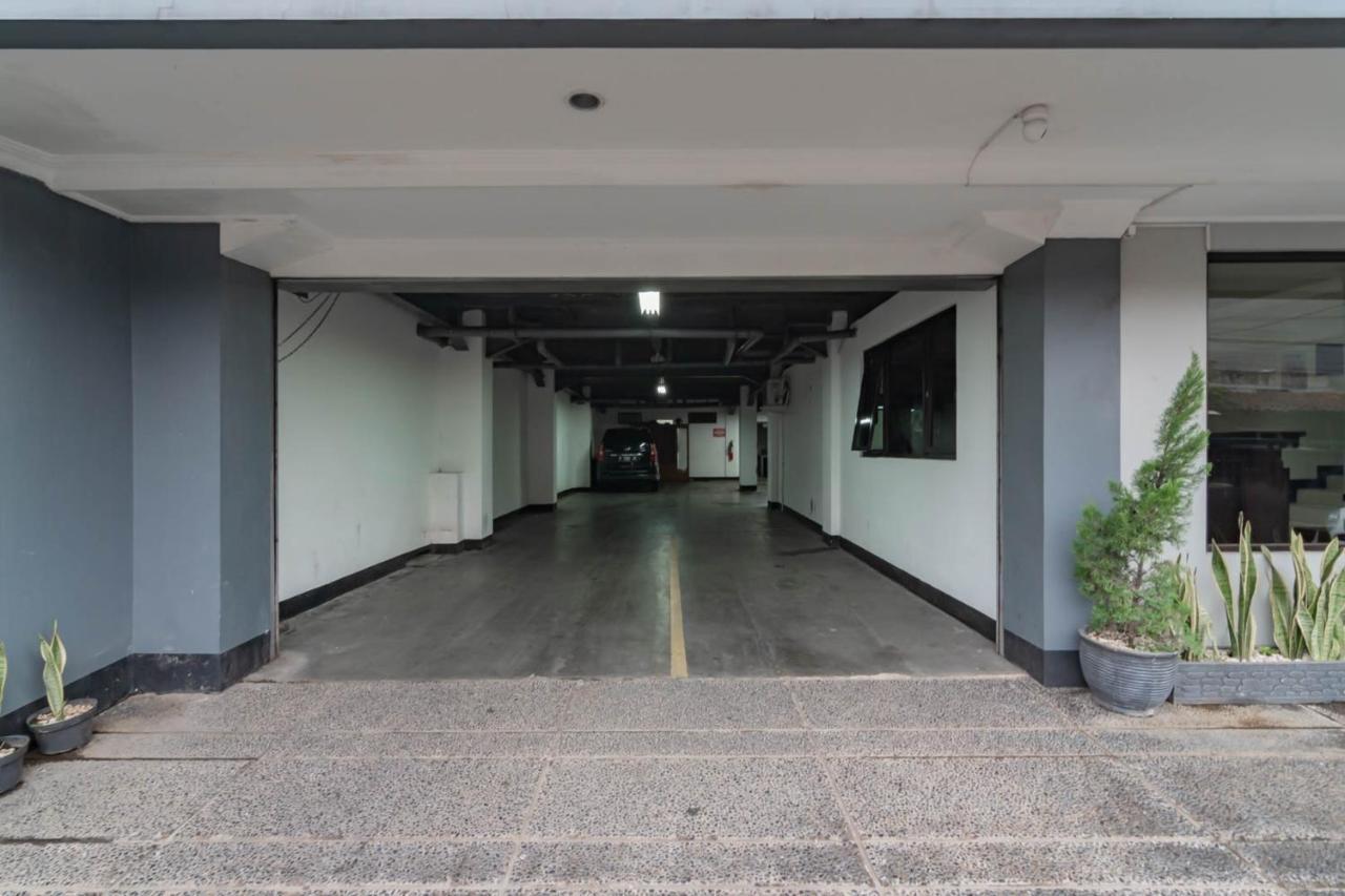 Hotel RedDoorz @ Buah Batu Bandung Zewnętrze zdjęcie