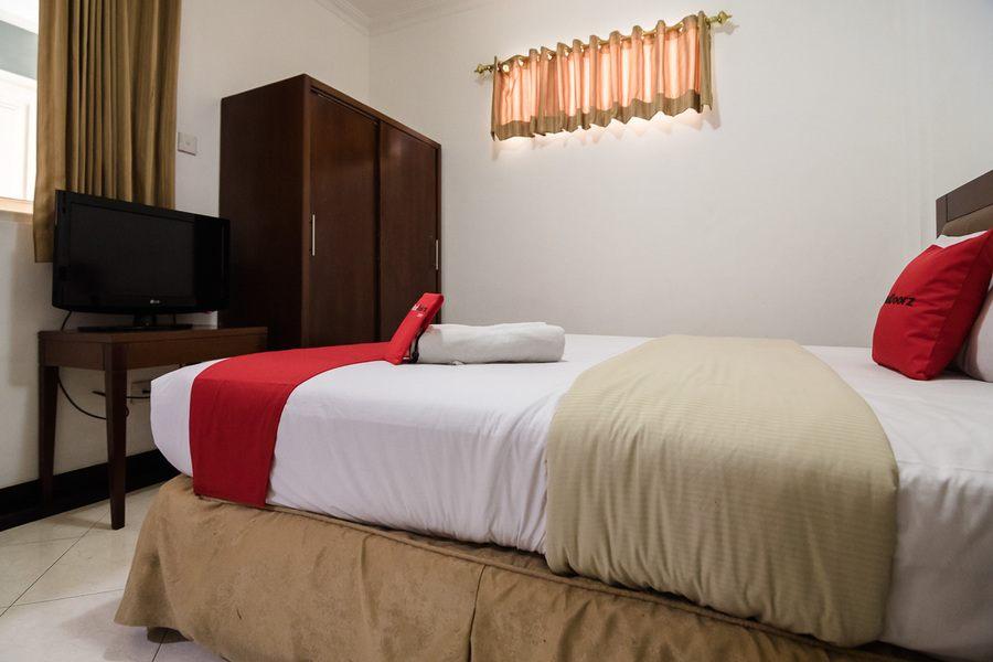 Hotel RedDoorz @ Buah Batu Bandung Zewnętrze zdjęcie