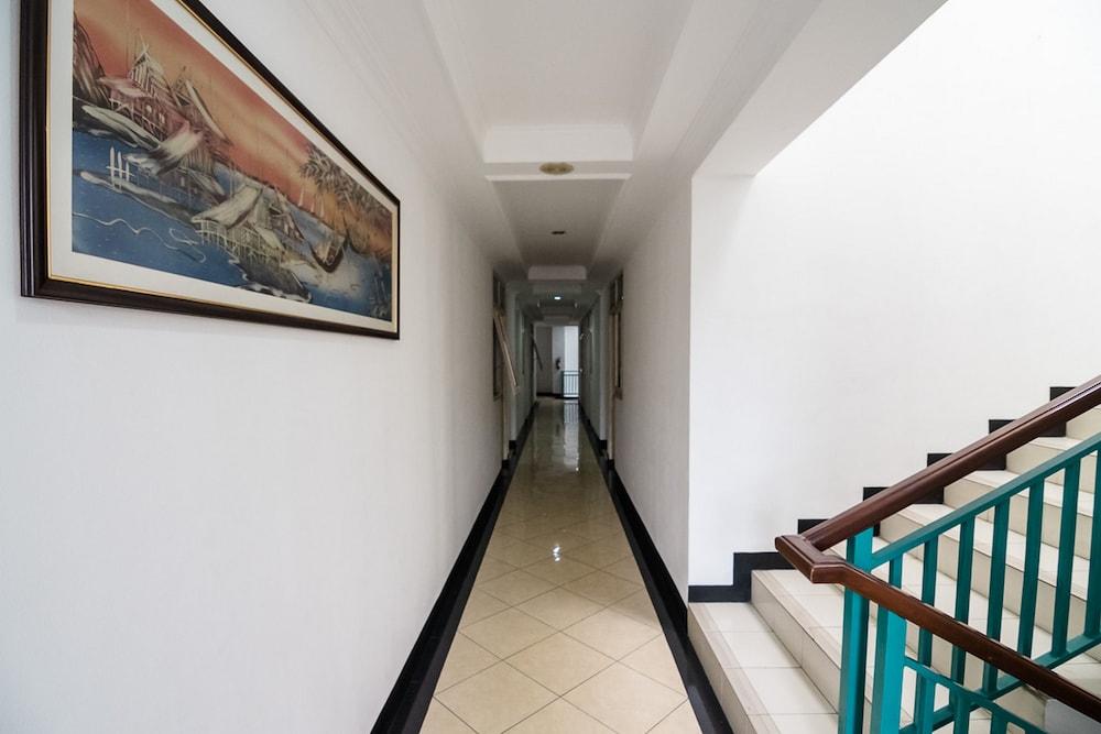 Hotel RedDoorz @ Buah Batu Bandung Zewnętrze zdjęcie